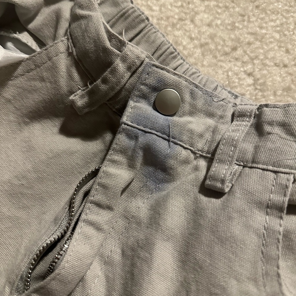 Men's Gray Cargo Pants - Picture 4 of 4